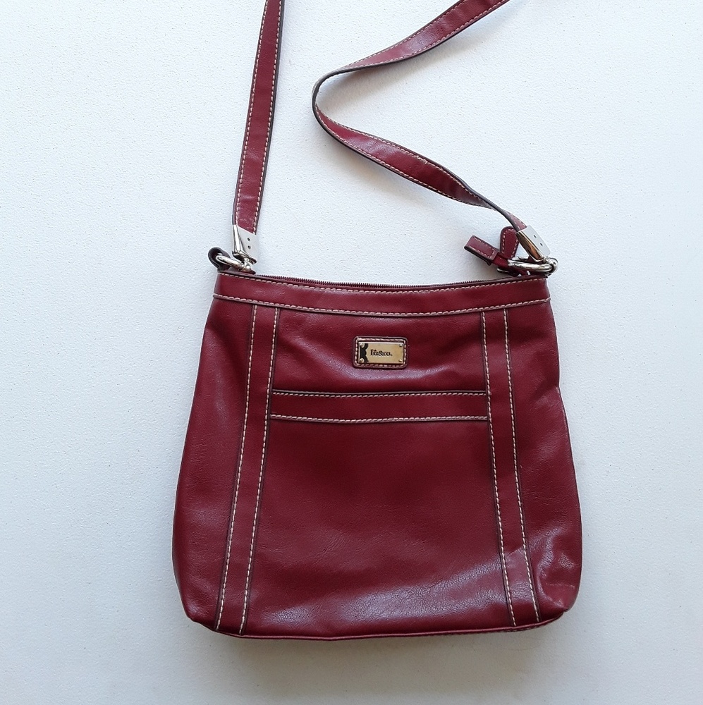 Liz & Co Deep red crossbody